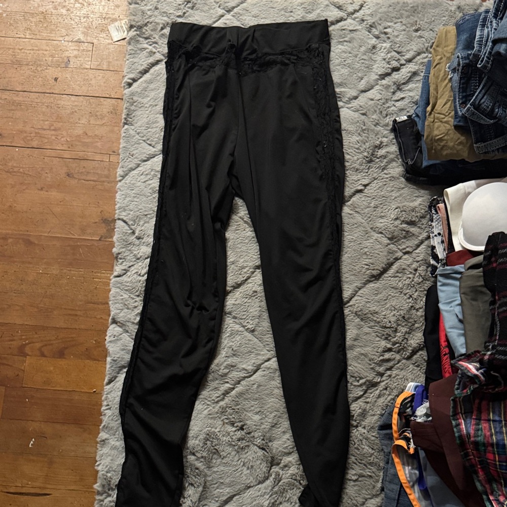 Black Lace Trim Leggings